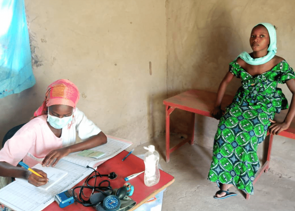 consultation dans la case